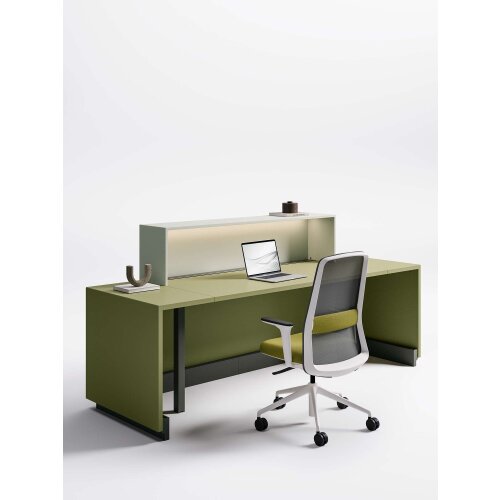 Empfangstheke Zenith in verschiedenen Breiten