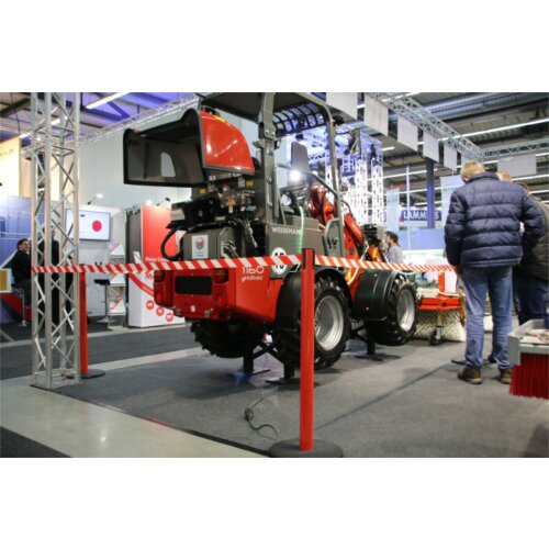 Personenleitsystem P-Line Famous Gurt Farbe rot Pfosten Farbe anthrazit Verschluss mit Gurtendstück (Standard)