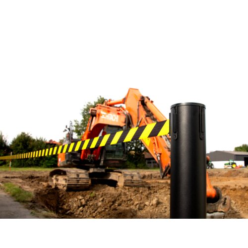 Personenleitsystem P-Line Titan Gurt Farbe rot Pfosten Farbe schwarz Verschluss mit Gurtendstück (Standard)