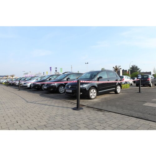 Personenleitsystem P-Line Titan Gurt Farbe rot Pfosten Farbe schwarz Verschluss mit Gurtendstück (Standard)