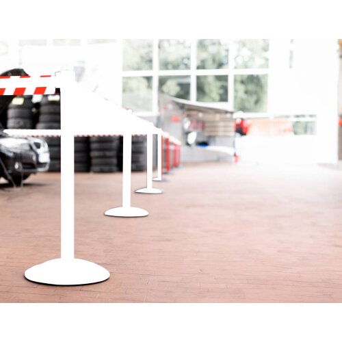 Personenleitsystem P-Line Maxi Gurt Farbe rot Pfosten Farbe anthrazit Verschluss mit Gurtendstück (Standard)