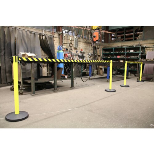 Personenleitsystem P-Line Allround Gurt Farbe rot Gurt Länge 3,5 m Pfosten Farbe gelb