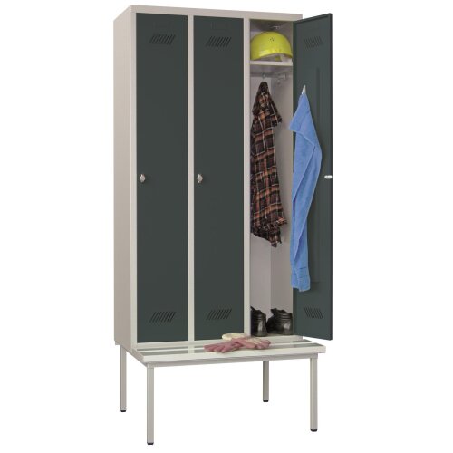 Umkleideschrank 3 Abteile, Abteilbreite 300mm, auf Unterbausitzbank